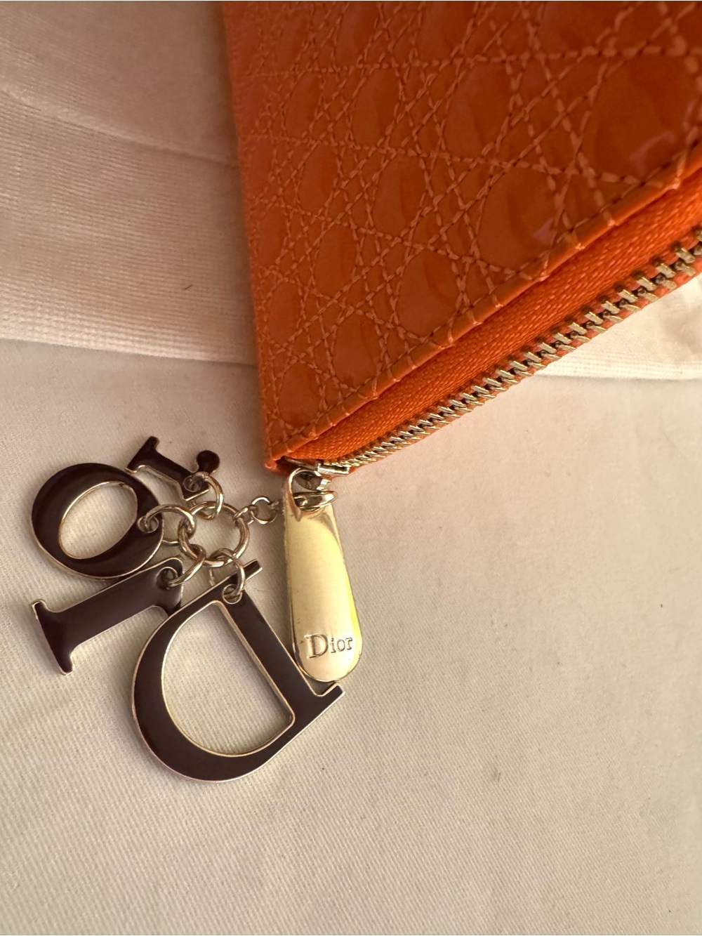 Dior Orange Quilted Patent Leather Zip Wallet with D Charm NEW - Picture 2 of 6